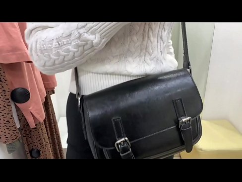 ❤️ Publiczna masturbacja młodej suki FeralBerry z dildo w przymierzalni Super sex at pl.sexvideosex.top ❌️